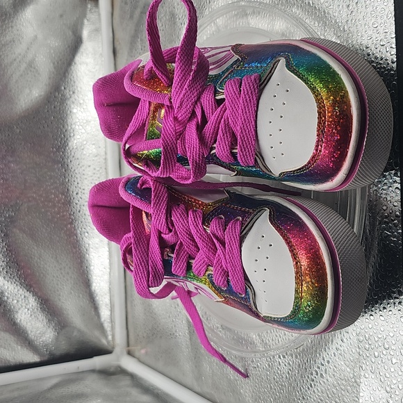 C Rainbow Prisms Heely Youth 2 No Wheels - Picture 2 of 9